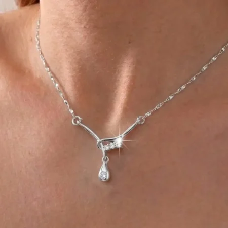 Timeless Silver Drop Chain Pendant