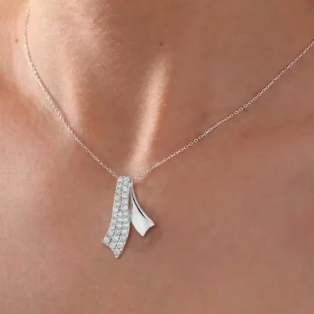 Silver Ribbon Elegance Pendant with O-Shape Chain – The Velvet Box