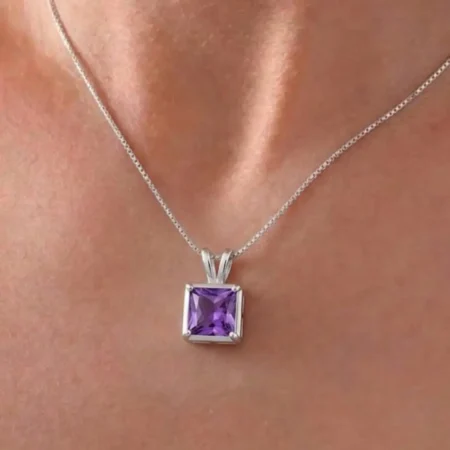 Square-Cut Blue Gem Pendant  – Timeless Elegance