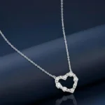 modern-silver-heart-pendant-the-velvetbox