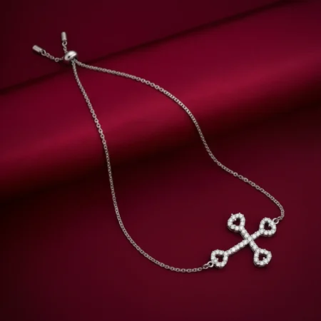 "Elegant Silver Bracelet: A Timeless Accessory for Every Occasion"