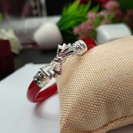 Handcrafted red bangle