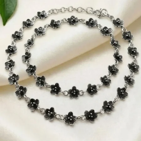 The Velvet Box Stylish Black Flower Silver Anklet Set for Women