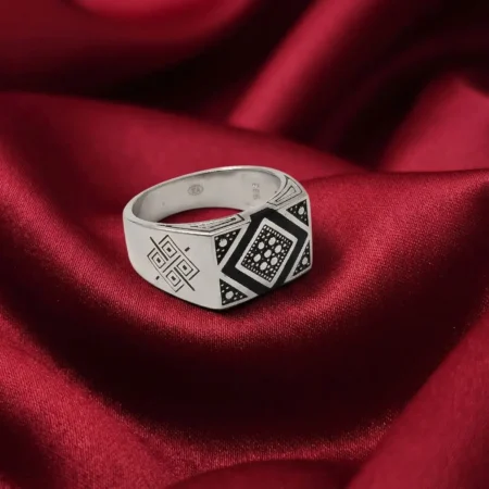 Ethic 925 Sterling Silver Men's Signet Ring with Diamond Geometric Pattern