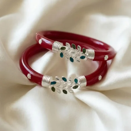 Nature-Inspired Leaf 925 Silver Pola Bangle with Green Accents