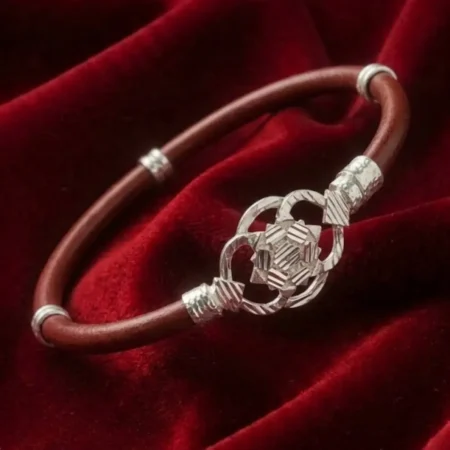 925 Silver Noya Bangle with Geometric Floral Design | BIS Hallmarked - The Velvet Box