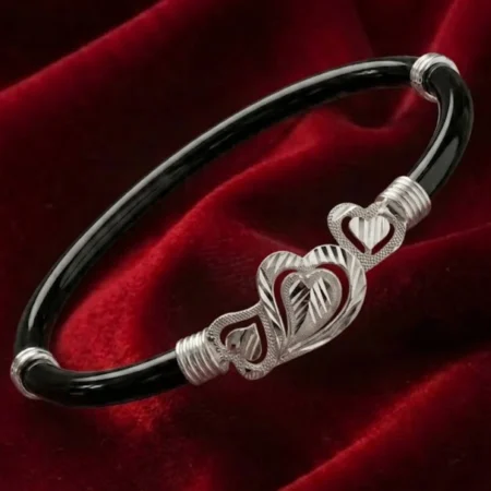 Noya Bangle with Textured Triple Heart Motif