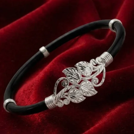 Multi Leaf Cluster Noya Bangle Bracelet for Women